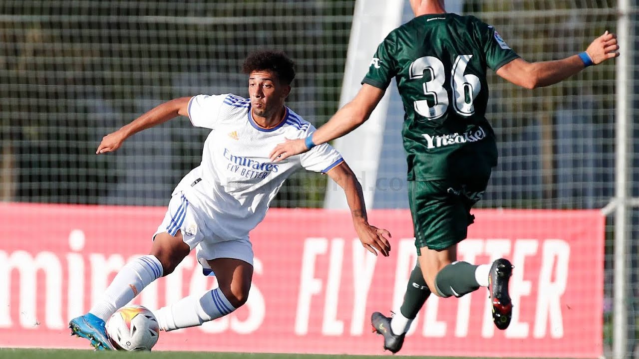 Edgar Pujol Dominika Lihat Kartu Merah Laga vs Suriname