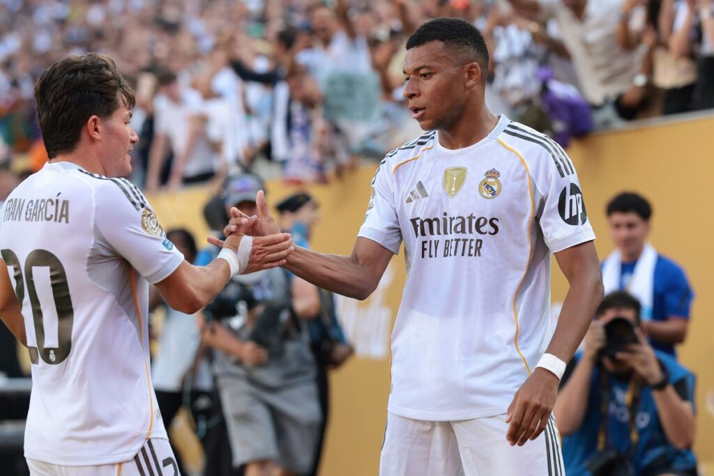 Akan Menghadapi PSG di Semifinal Gonzalo Garcia Mbappe Real Madrid